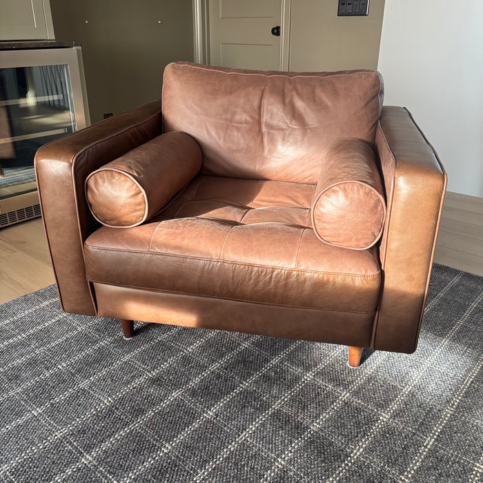 Sven 42" Tufted Leather Lounge Chair in Taos Brown (Retail Value $1,600) - L305