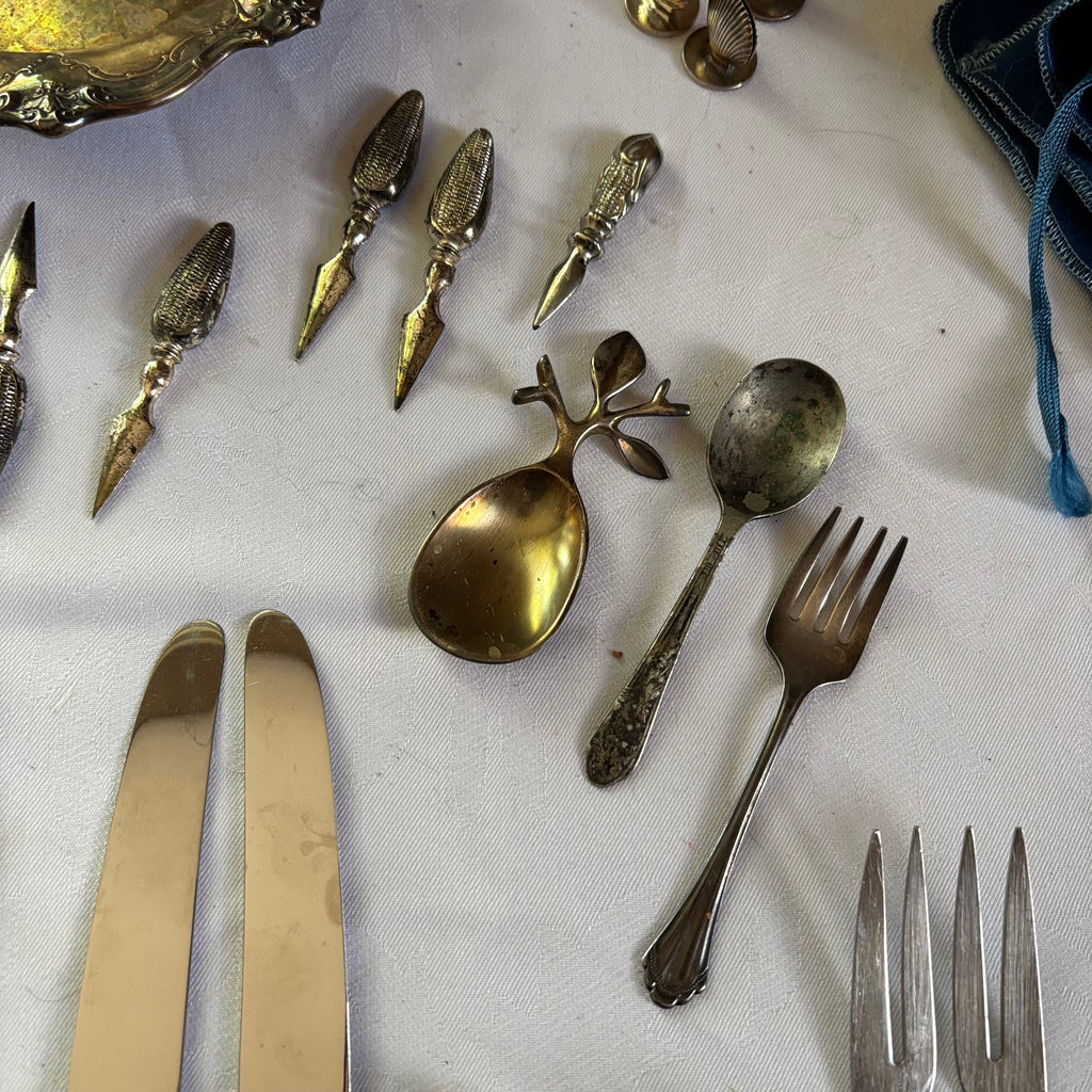 E155 Vintage silver collector spoons and more grouping