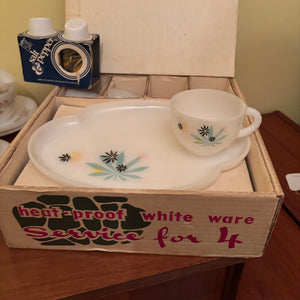 MCM Hostess Dishes Grouping - R308