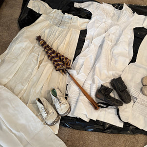 ANTIQUE CHILDREN'S CLOTHING GROUPING - P318