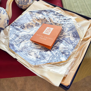 157 PIECE VINTAGE ROYAL CROWN DERBY BLUE MIKADO CHINA (IN EXCELLENT CONDITION) - P104