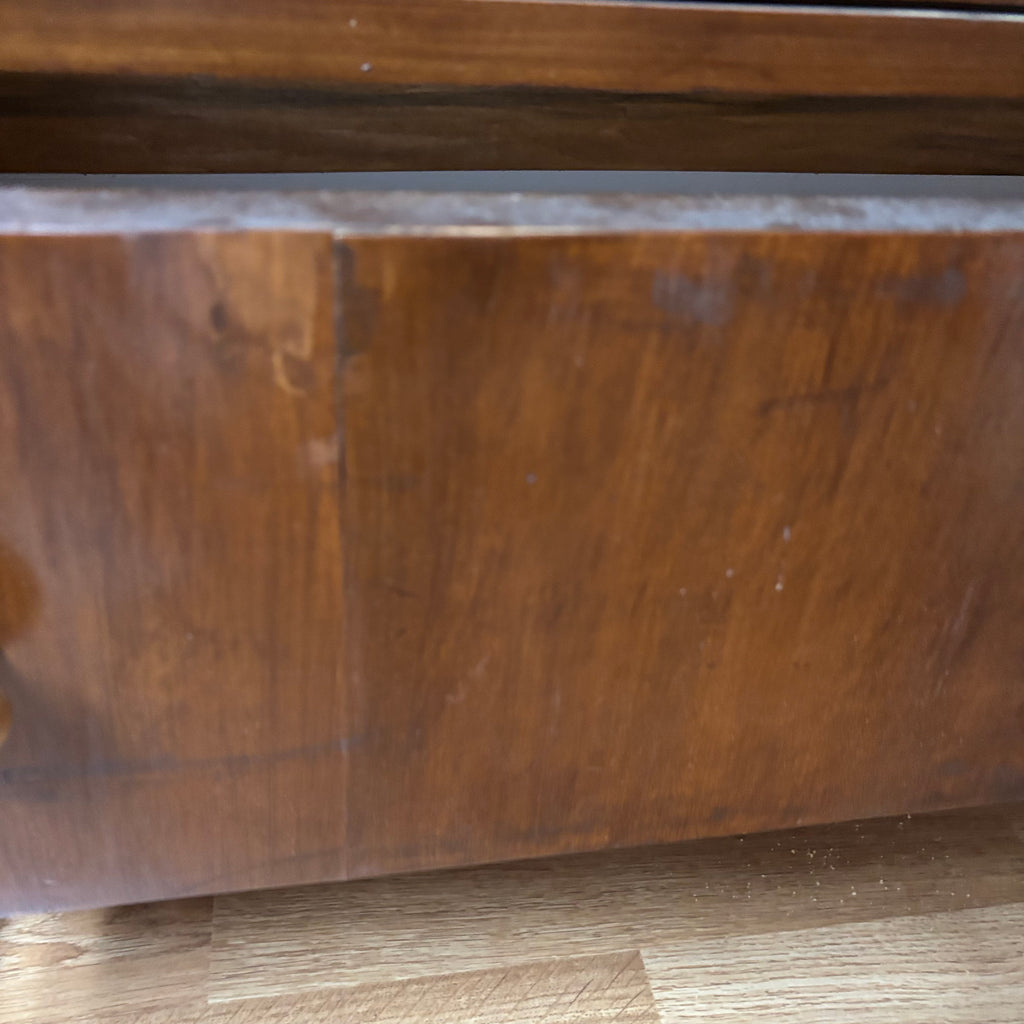 F180 Solid wood antique 4 Drawer dresser with mirror (some dings/separation along edges of drawer)