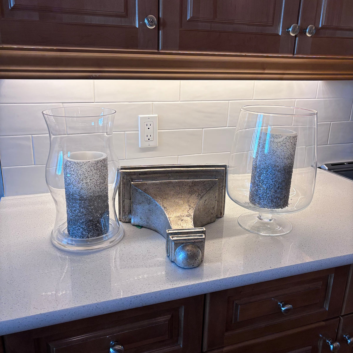 X241 Home Decor grouping (Large glass vases and more)