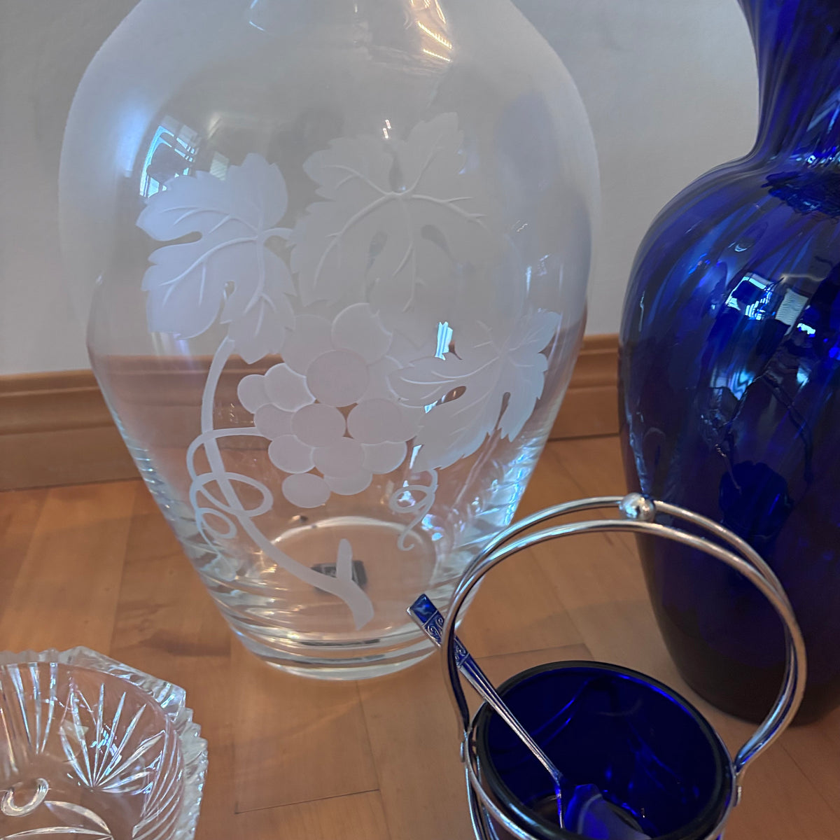X242 Vintage and more glass vases grouping (Etched vase has chip on rim)