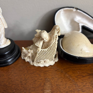 VINTAGE BONE/RESIN GROUPING (BRACELETS, PIPE AND MORE) - P344