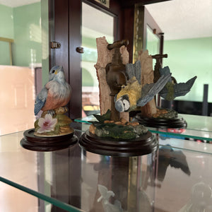 W814 2 porcelain bird figurines
