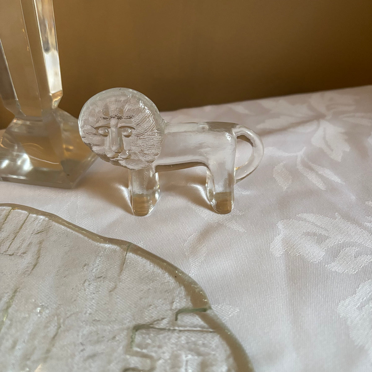 E109 Vintage Kosta Boda Lion clear crystal art glass vase and more grouping