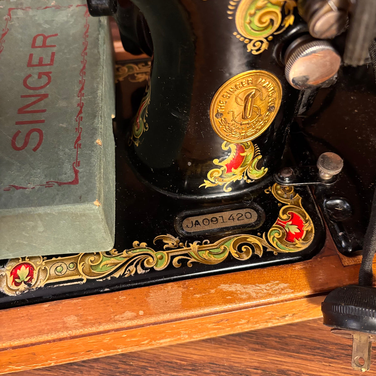 K400 Vintage singer sewing machine