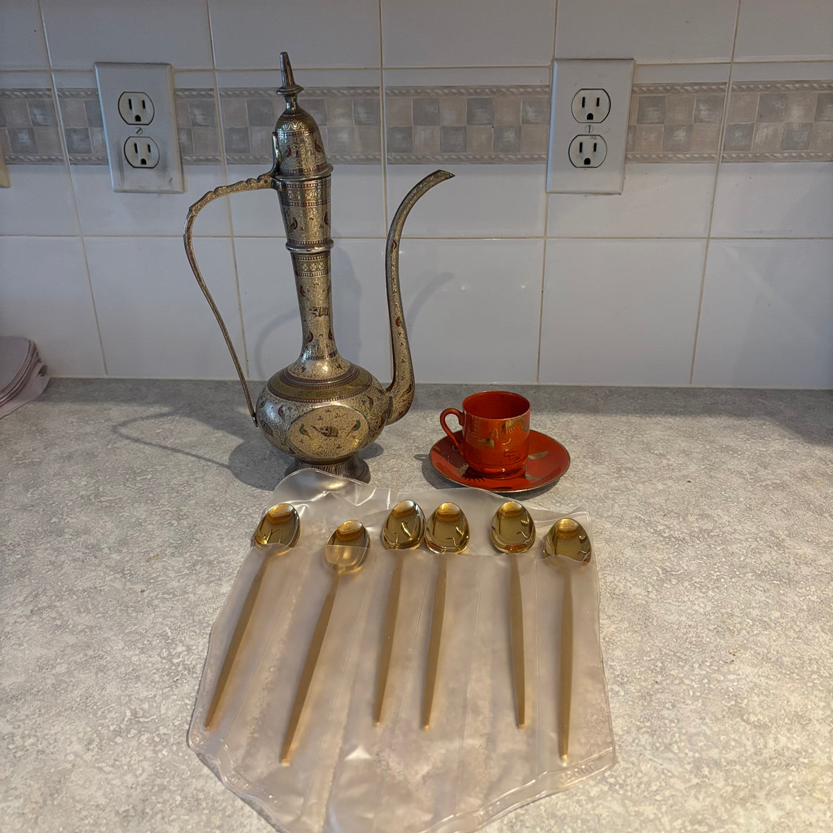 Y160 Vintage Grouping (Etched coffee pot and more)