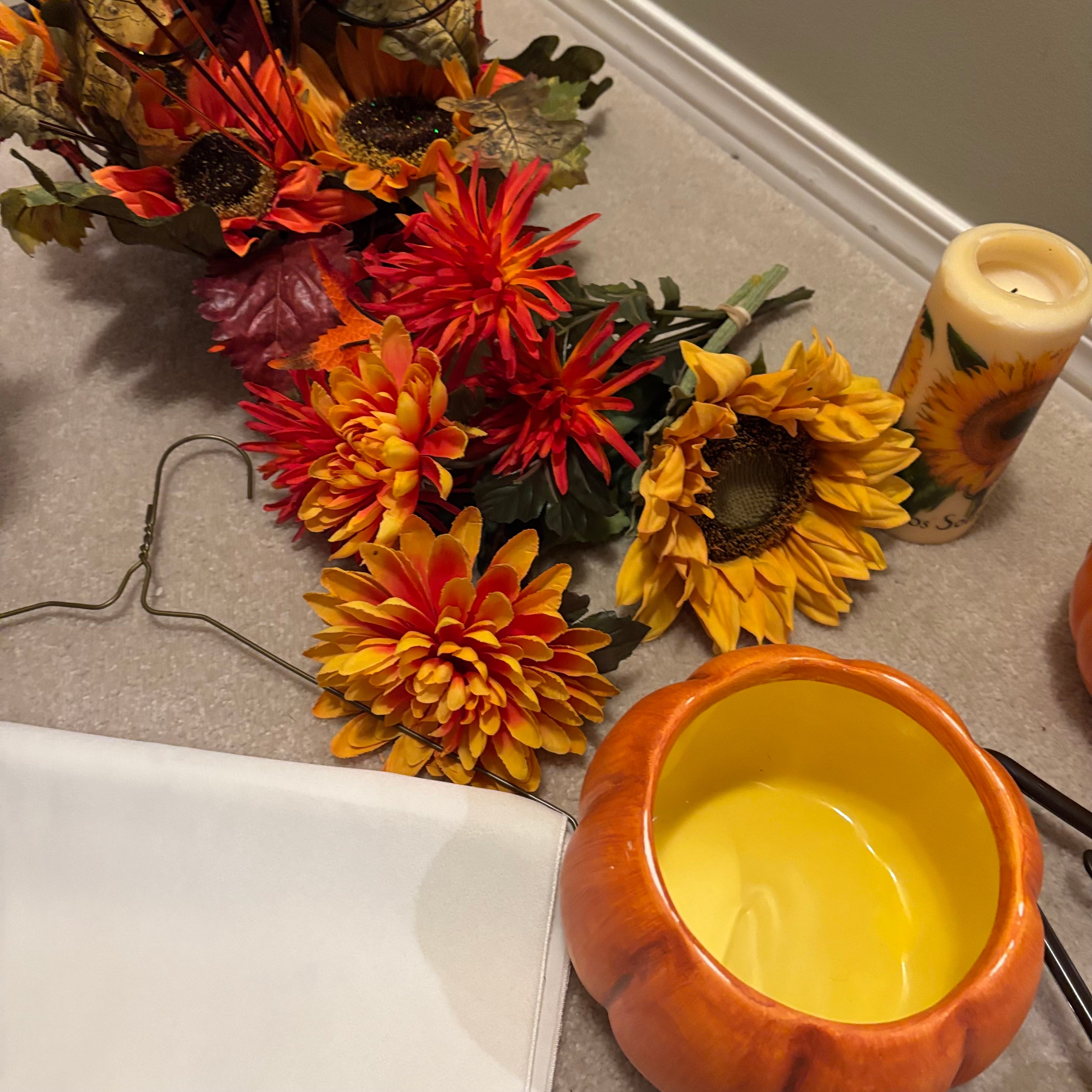F844 Fall decor grouping (faux sunflowers and more)