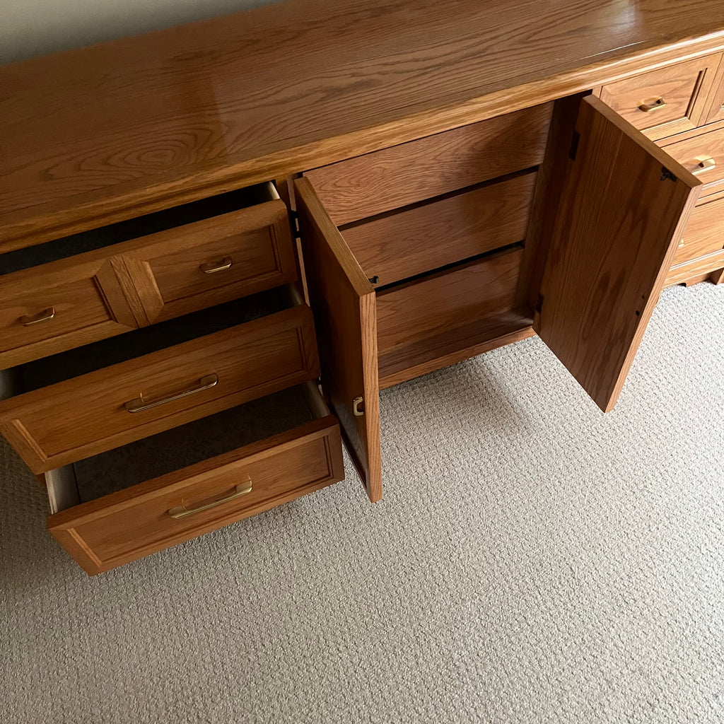 B338 Vintage Solid wood 9 drawer dresser (31” x 70” x 18”)