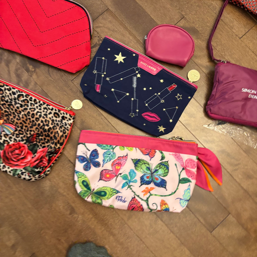 E898 Wallets, makeup bags and more grouping
