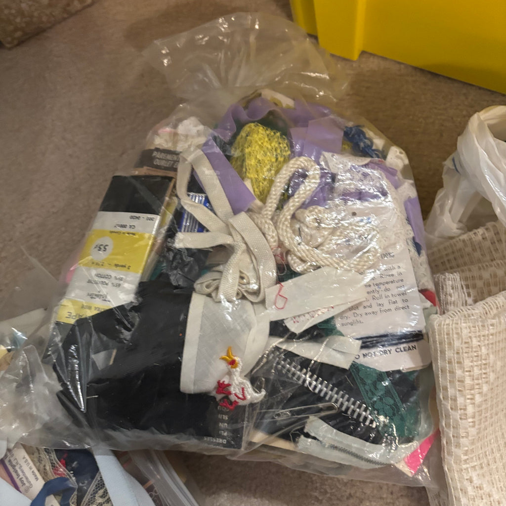 E857 Knitting and more craft grouping