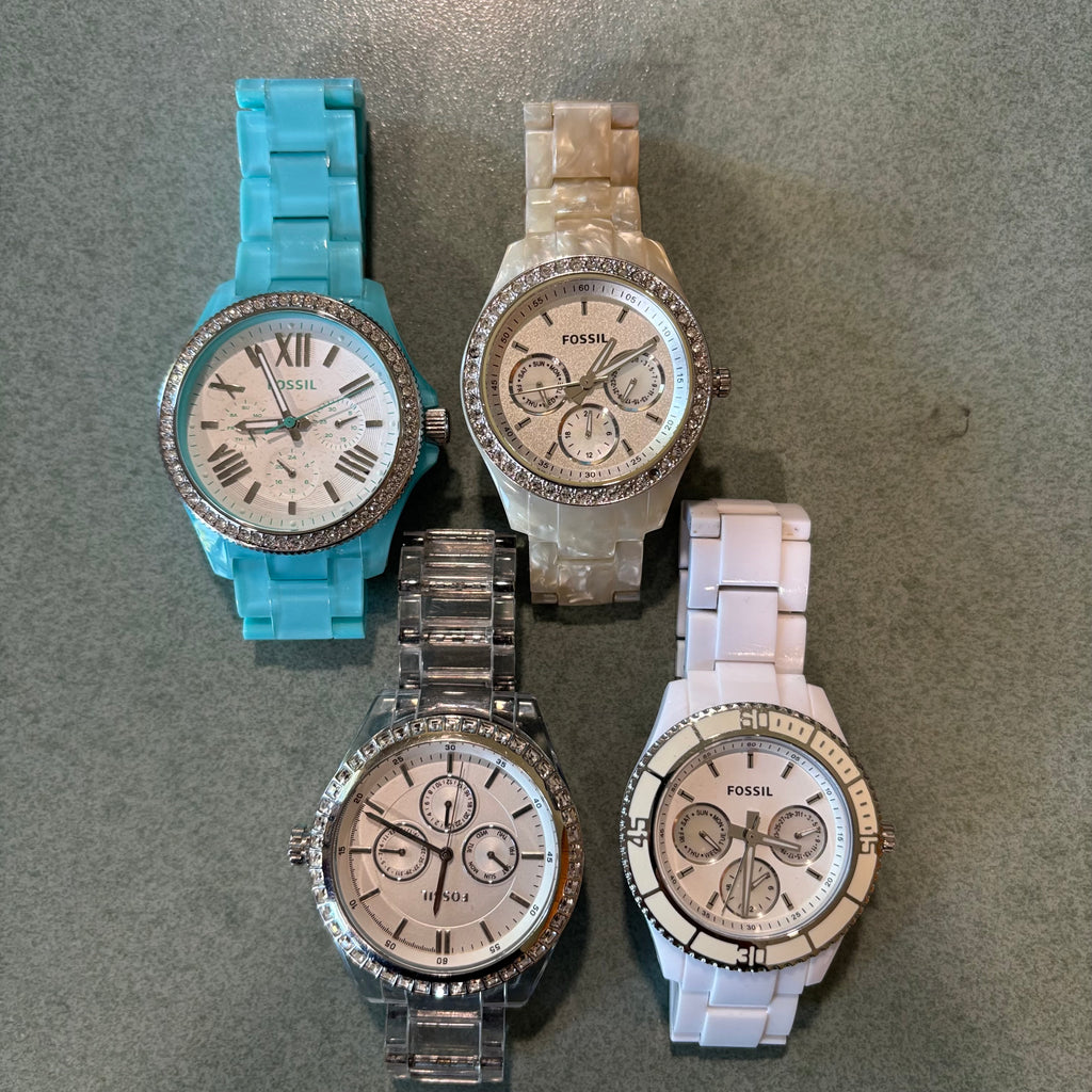 D100 Fossil Watches Grouping (plastic bands)