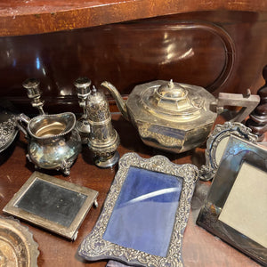 VINTAGE SILVER PLATED GROUPING - P154