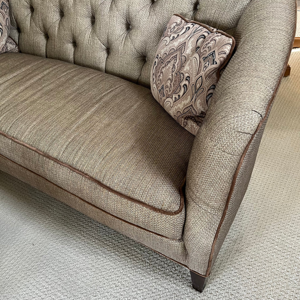 B324 Sofa with grey/beige fabric and solid wood frame