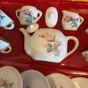 2 VINTAGE KIDS TEA SETS AND 1 MINI TEA SET - P255