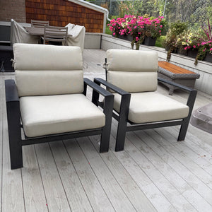 Set of 2 Brown Jordan Parkway Cushion Lounge Chairs with Covers (some dents on frames) - M308