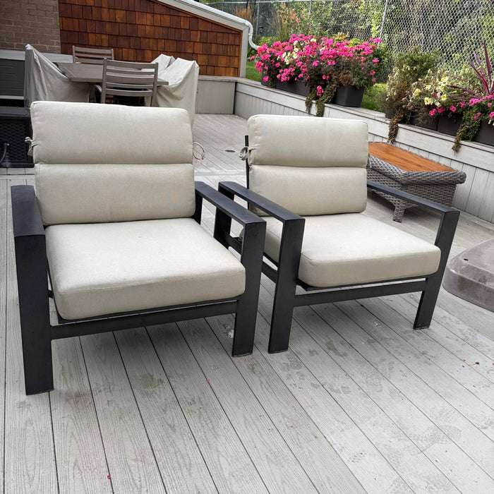 Set of 2 Brown Jordan Parkway Cushion Lounge Chairs with Covers (some dents on frames) - M308
