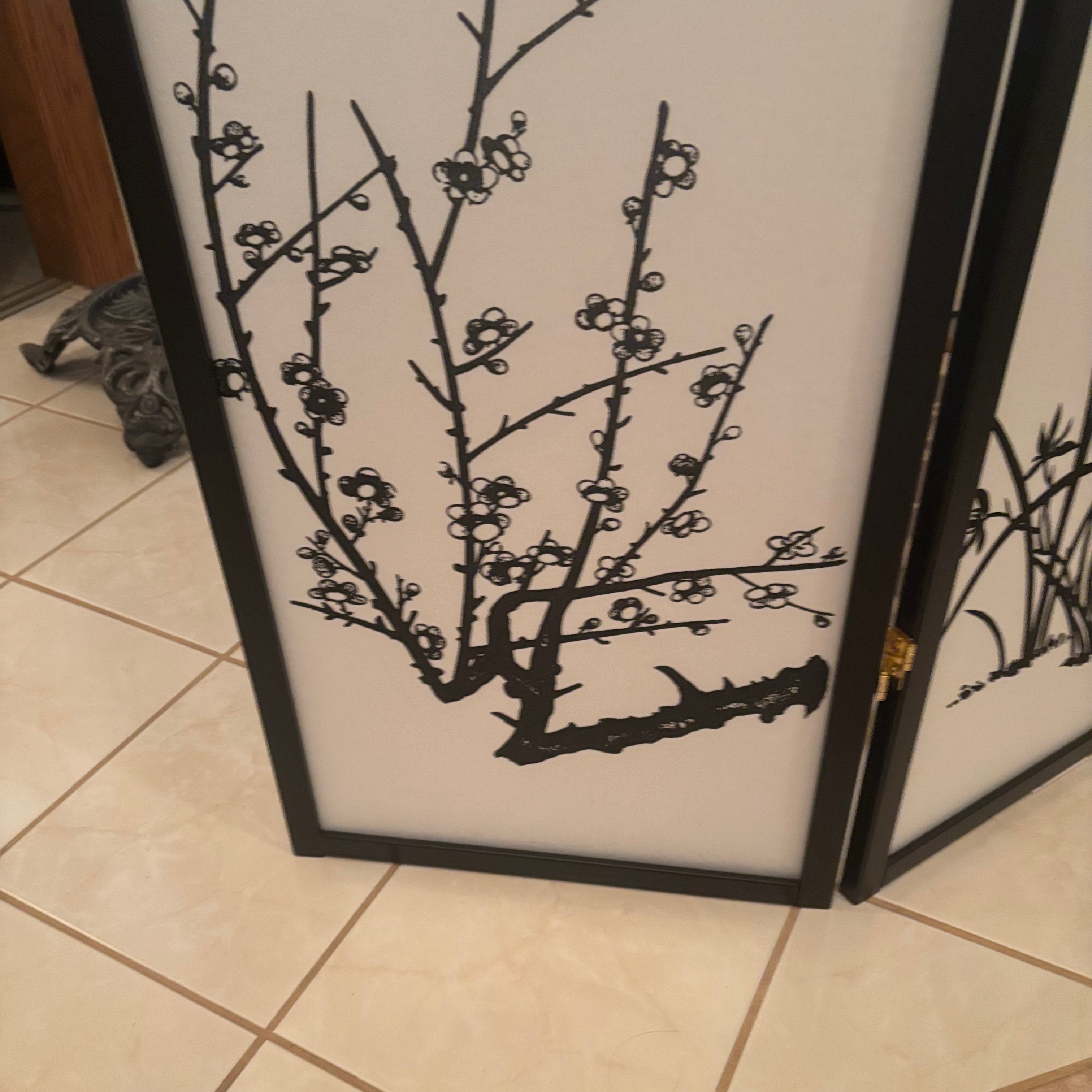 F195 70” tall Vintage black and white asian 3 panel screen