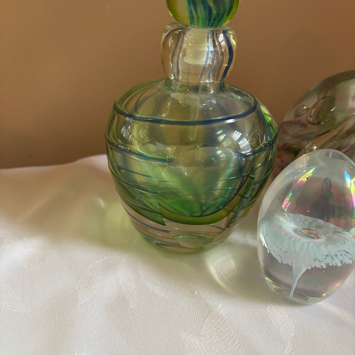E110 Vintage art glass grouping