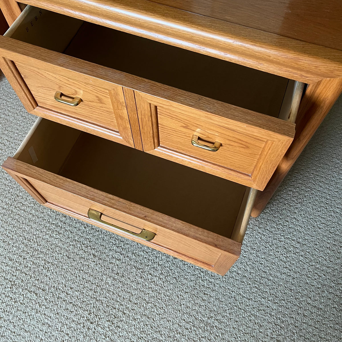 B335 Vintage Solid wood night stand (24” x 24” x 18”)
