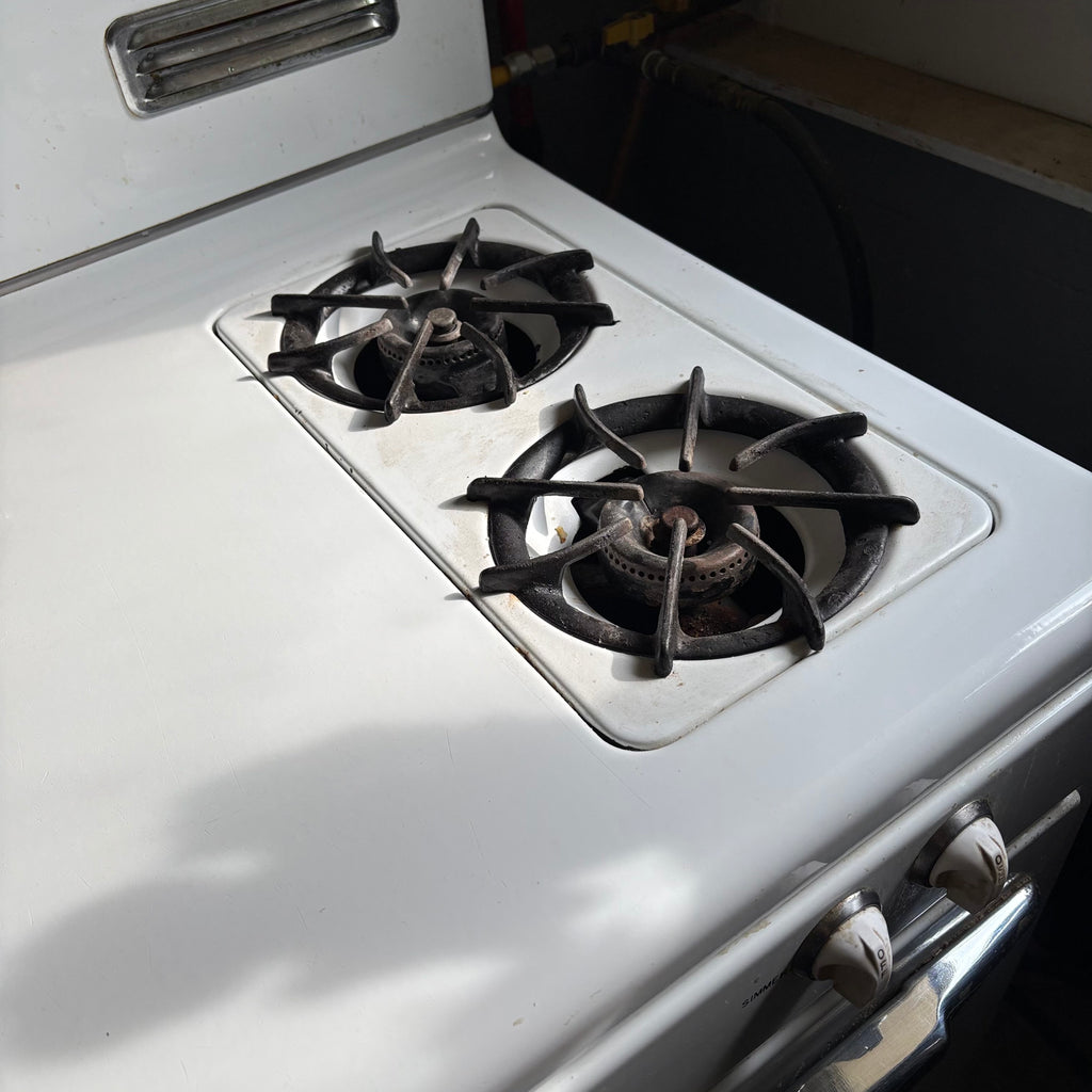 F182 As is vintage gurney gas range