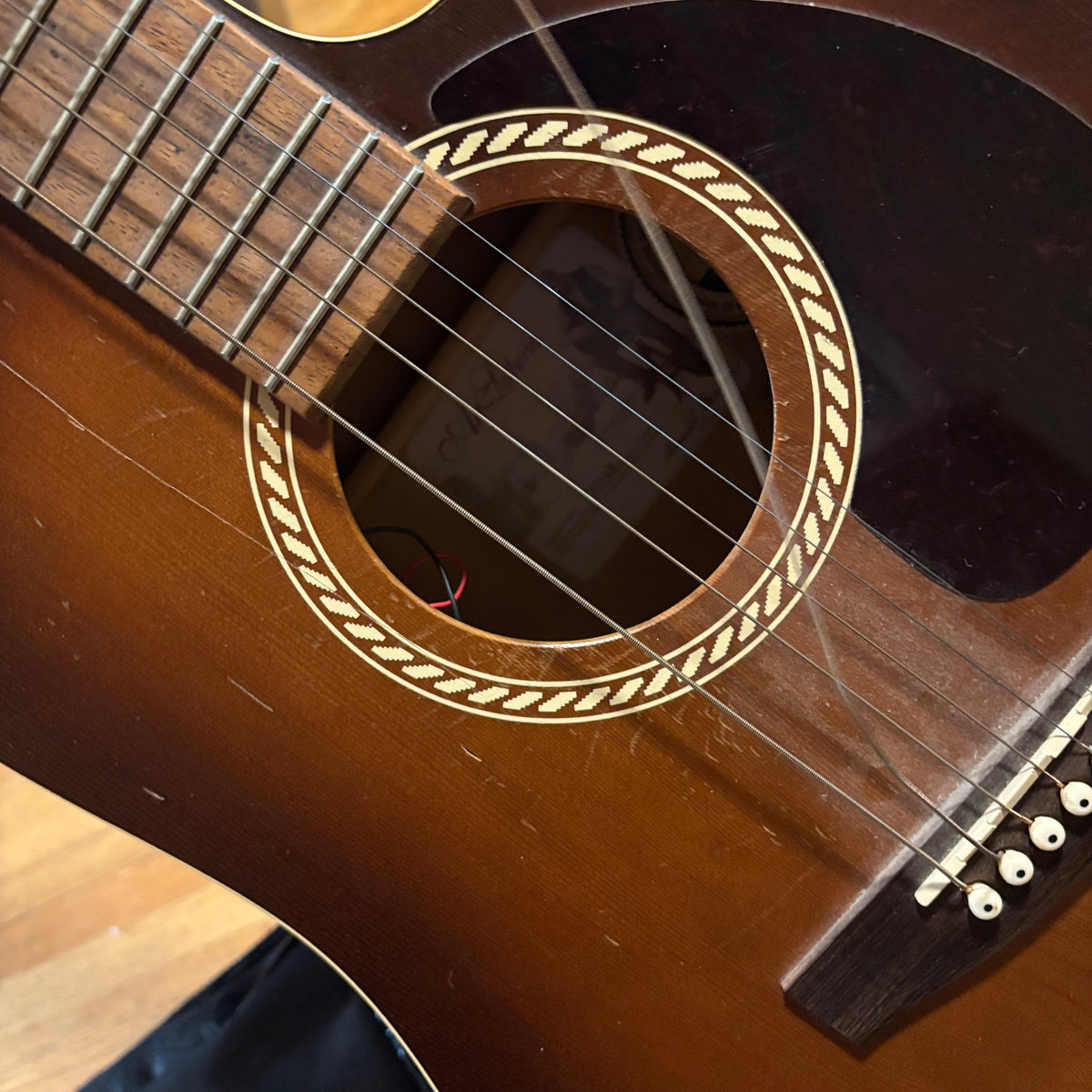 E132 As is guitar with case