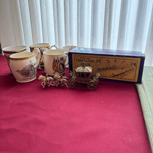 BRITISH ROYALTY GROUPING (MINIATURE CORONATION COACH AND MORE) - P148