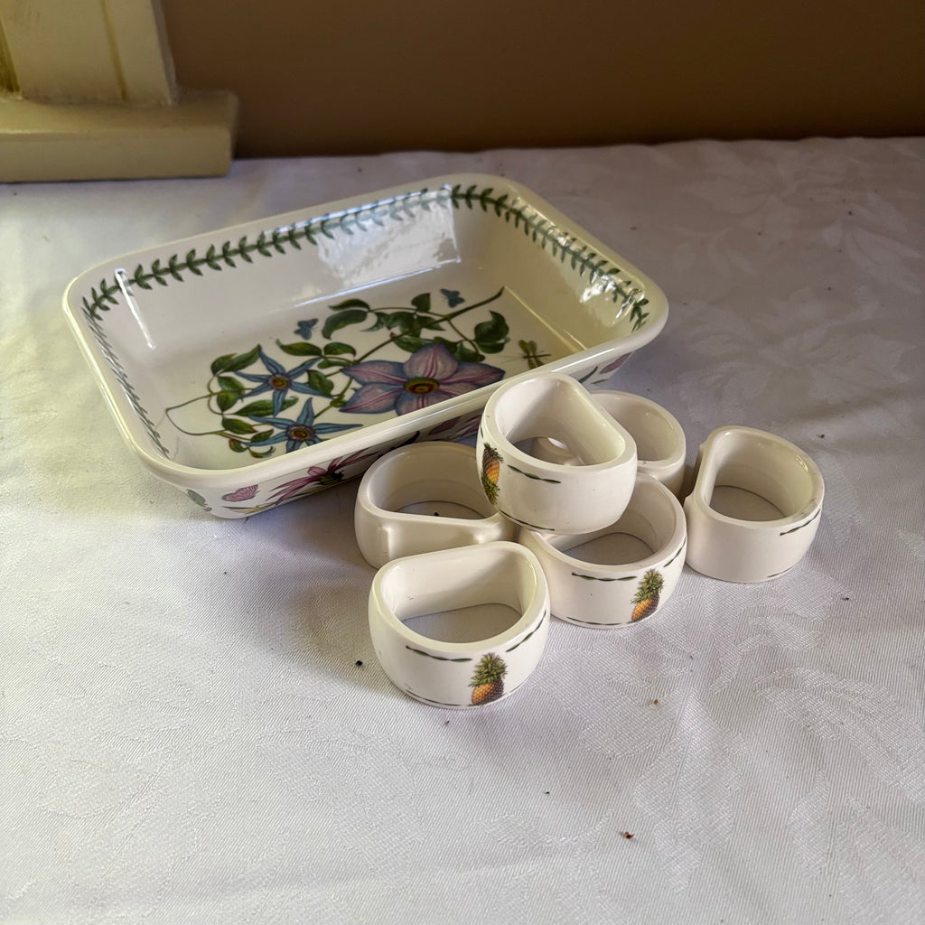 E135 Stoneware servers and more grouping