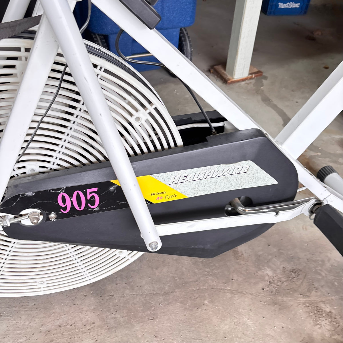 K358 Vintage stationary bike