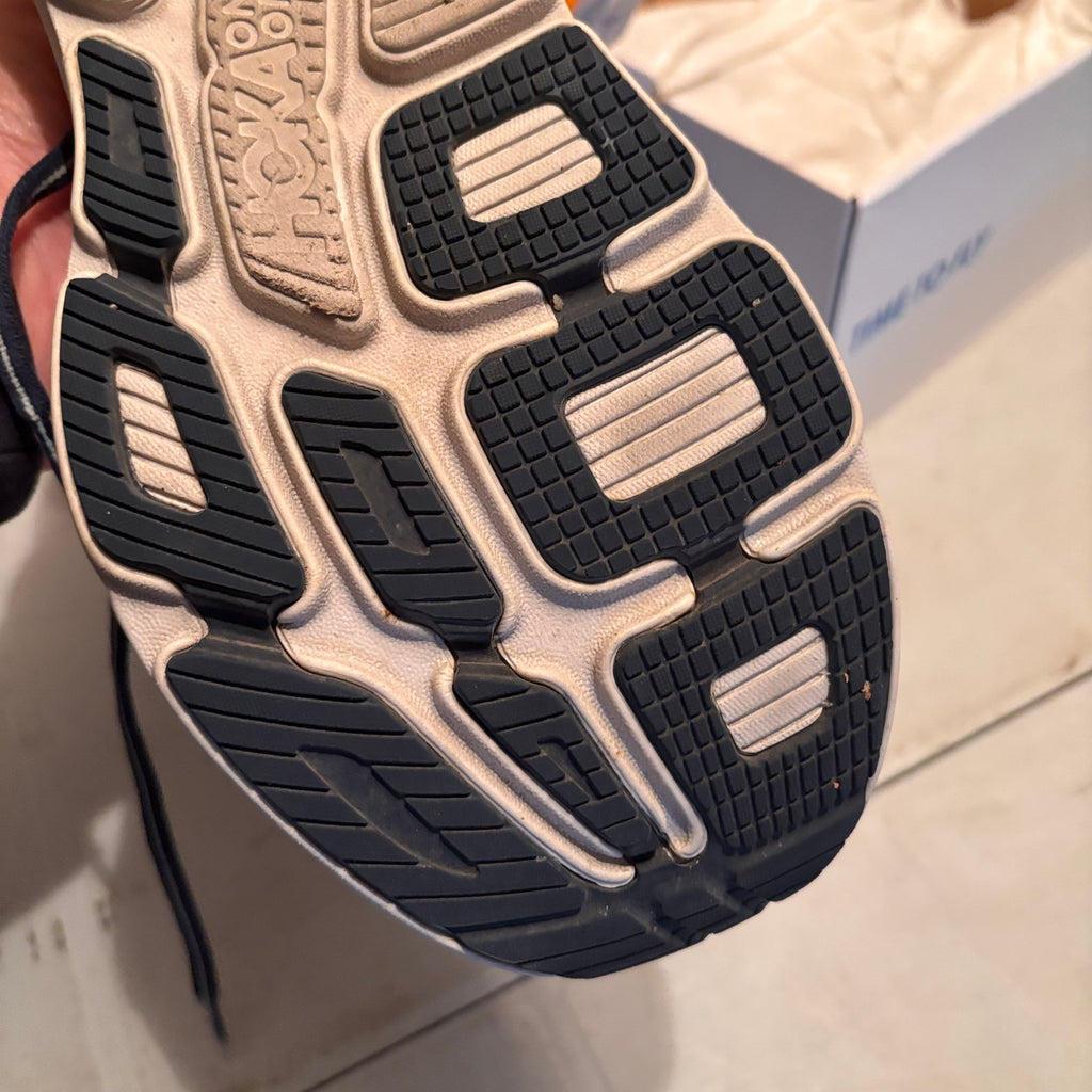 X232 Womens size 8.5 Hokas shoes grouping