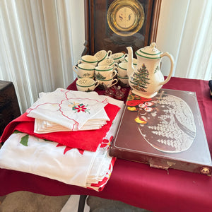 VINTAGE CHRISTMAS GROUPING (TEA SET AND MORE) - P144