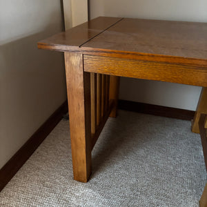 Shaker Style Solid Wood End Table - V113
