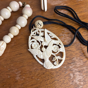 VINTAGE BONE/RESIN GROUPING (BRACELETS, PIPE AND MORE) - P344