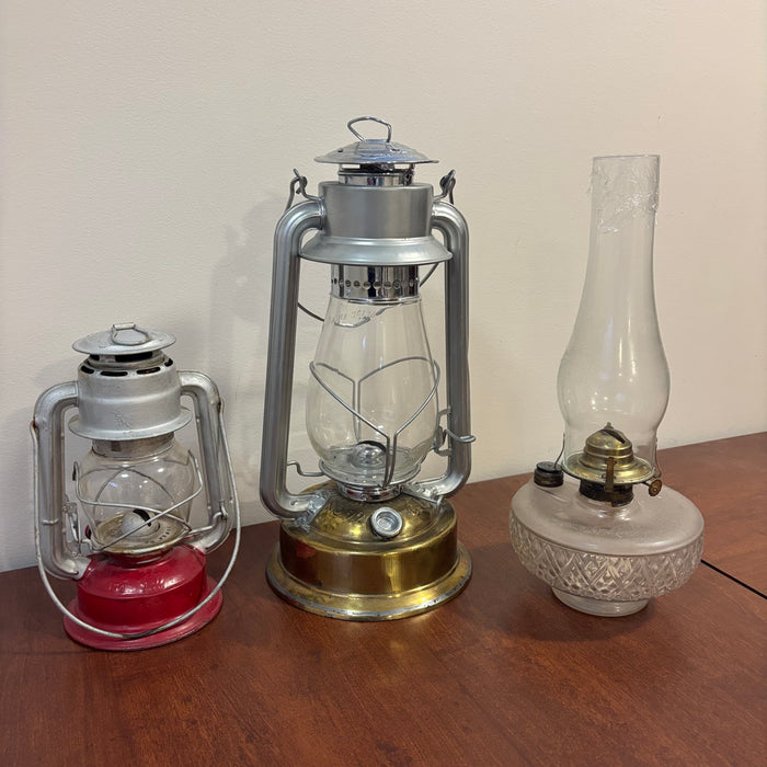 Vintage Display Lanterns - C469