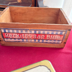 VINTAGE COLLECTIBLES GROUPING (RCMP PLATE AND MORE) - P182