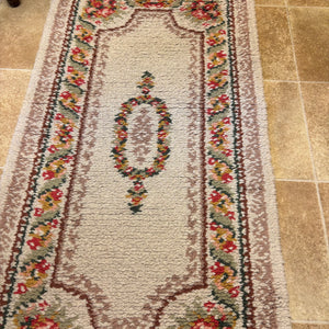Vintage Shillcraft Wool Rug with Wooden Stool - M348