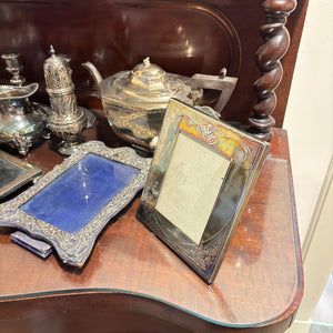 VINTAGE SILVER PLATED GROUPING - P154