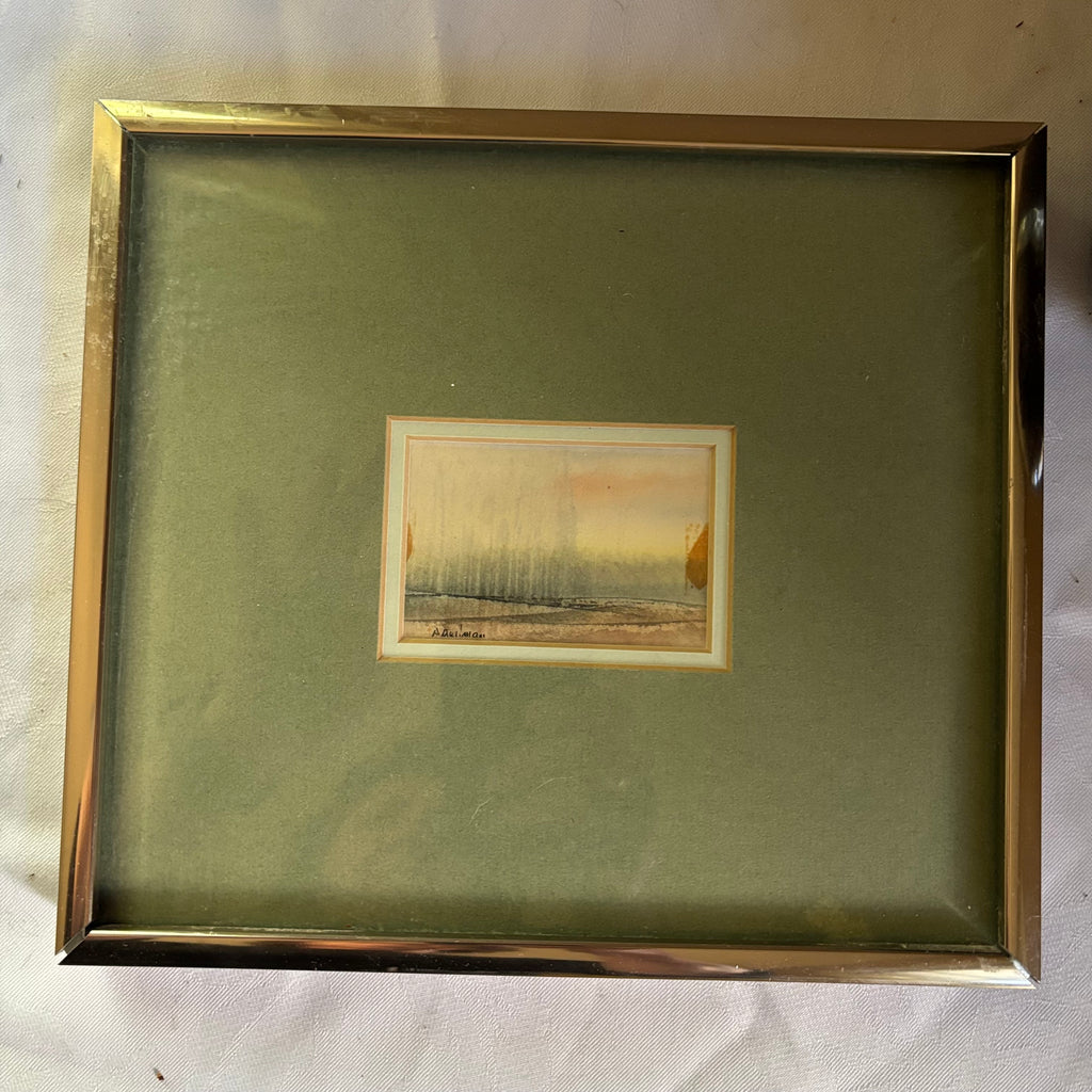 E157 Vintage artwork and pottery vase