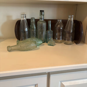 ANTIQUE AND VINTAGE GLASS BOTTLES GROUPING - P261