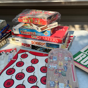 Vintage Games Grouping (Risk, Michigan Rummy and More) - R312