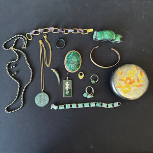 Jewellery Grouping (Jadeite and More) - B602