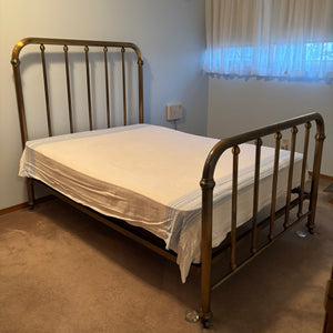 Vintage Brass Bed (size double) - M325