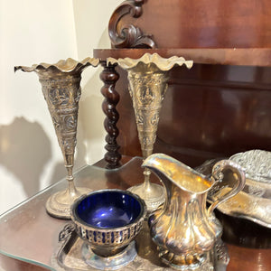 VINTAGE SILVER PLATED GROUPING - P154