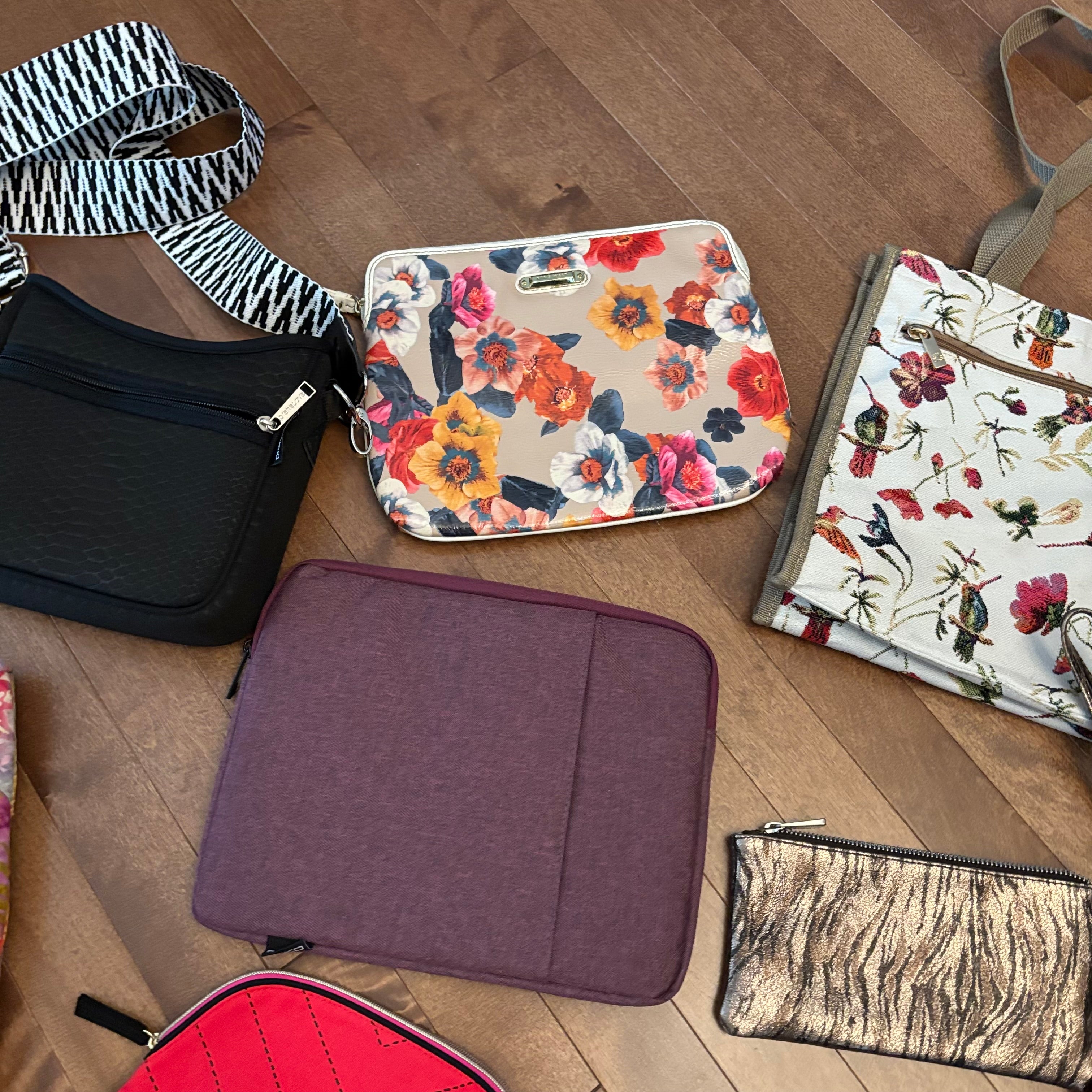 E898 Wallets, makeup bags and more grouping