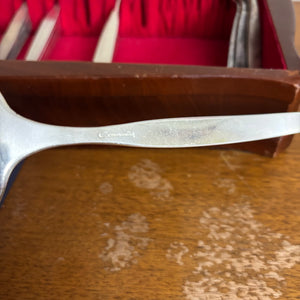 VINTAGE SILVER PLATED COMMUNITY FLATWARE WITH FLATWARE CASE AND MORE - P346