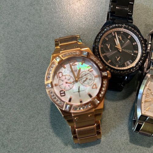 D102 Fossil Watches Grouping (metal bands)
