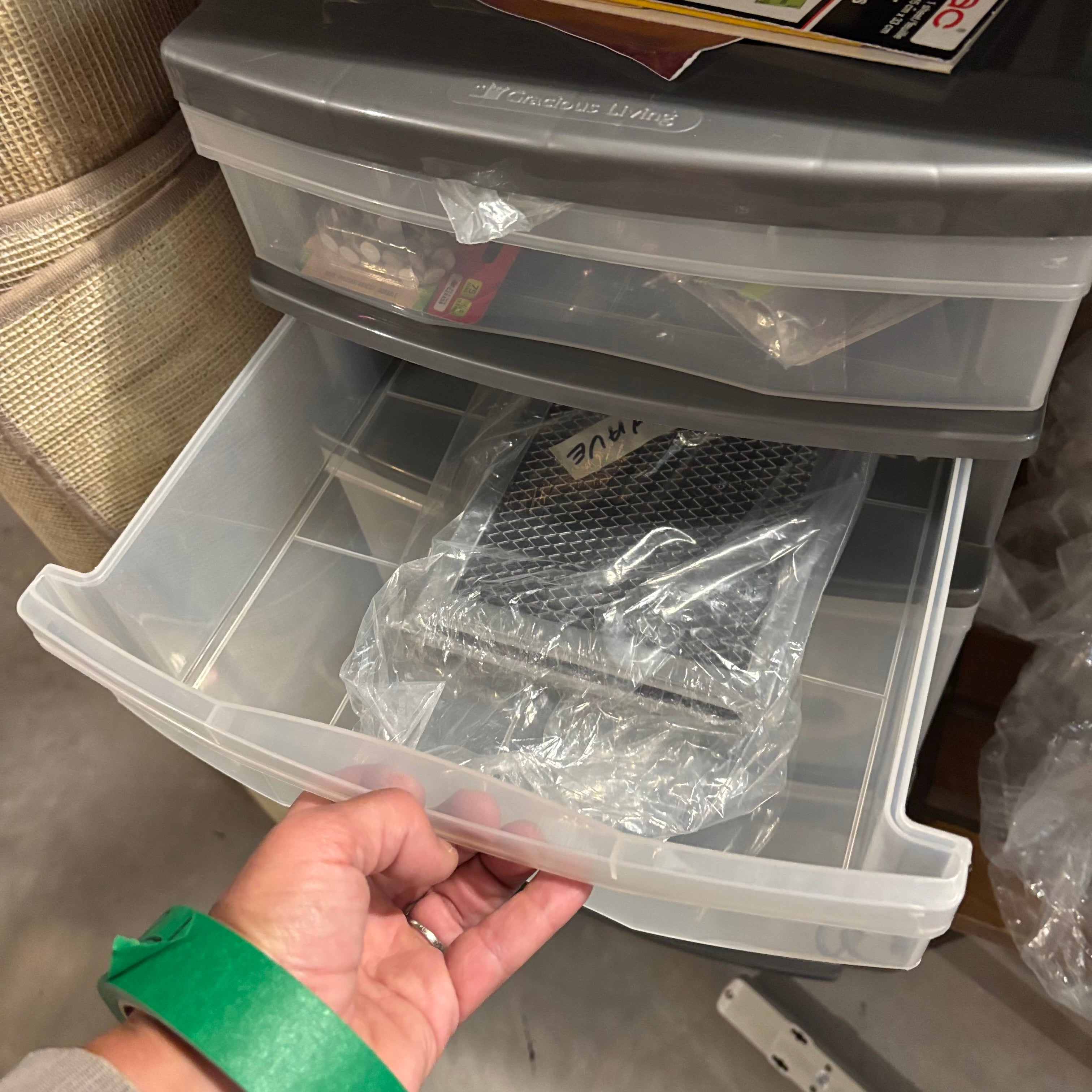 E859 Home grouping (plastic bins and more)