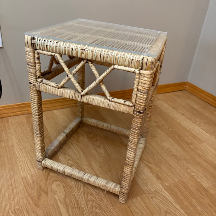 Wicker Side Table with Glass Top - S502